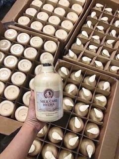 COMBO CHO KHÁCH: GIÀY + SỮA TẮM