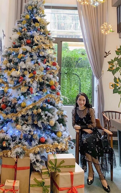 Váy zara ren thêu hoa hot hit chuẩn authentic