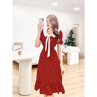 ĐẦM ĐỎ HOA MIDI ĐUÔI CÁ CỔ TRẮNG