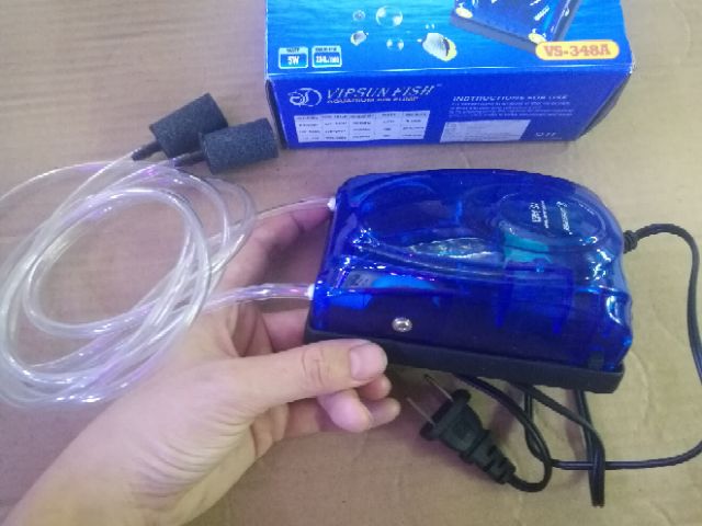 Máy sủi oxi hồ cá 2 vòi tặng 2 met dây và cục sủi