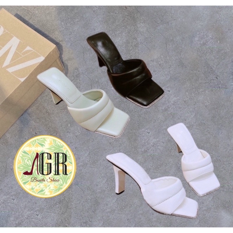 Guốc bản ngang viền đá lót đệm gót dẹp cao 9p