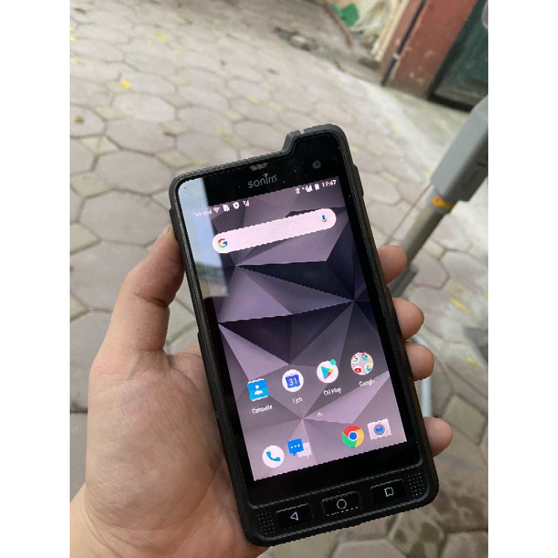 Điện thoại Sonim XP8800