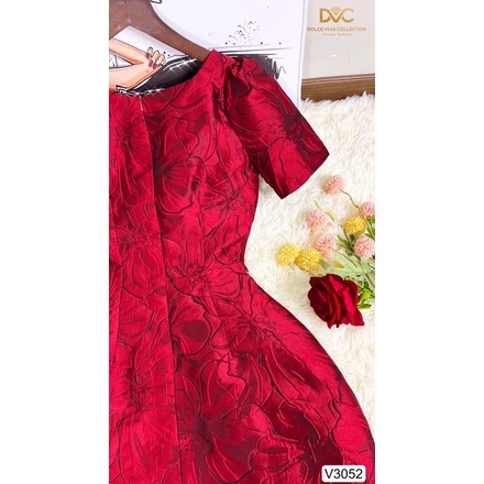 V3052 váy xoè hoa màu đỏ