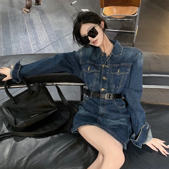 Đầm Denim Tay Dài Ôm Eo Cài Một Hàng Khuy Thời Trang Mùa Thu Phong Cách Hàn Quốc Cho Nữ