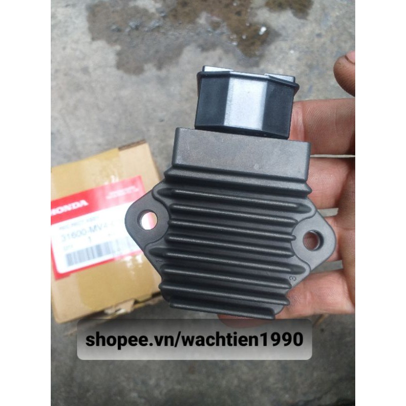 Cục sạc spacy nhật zin