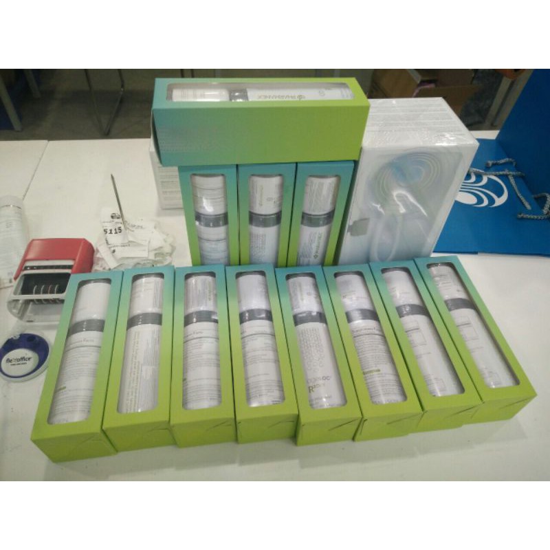 Ageloc R2 Nuskin ngày và đêm