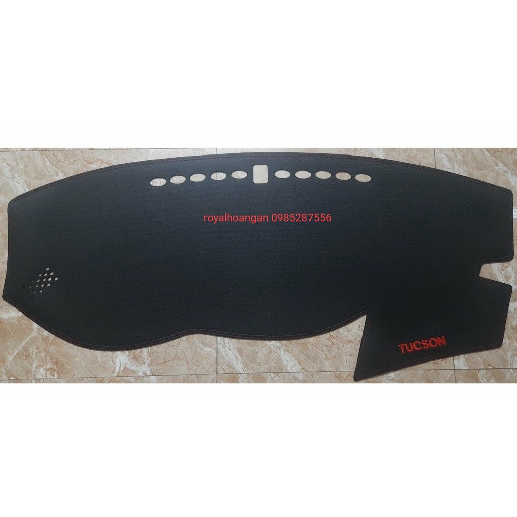 Thảm taplo hyundai tucson bằng nhung 3 lớp hoặc Da Cacbon  2015 đến 2023