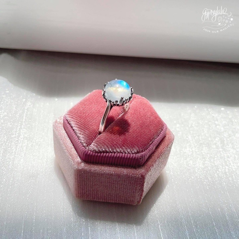 Nhẫn Bạc 925 Đá Ánh Trăng Moonstone Thiên Nhiên Phong Thủy May Mắn Không Kị Mệnh SP002138 Gypsy.lala