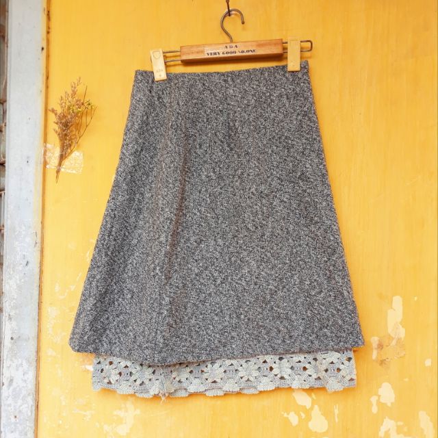 Chân váy dạ chữ A