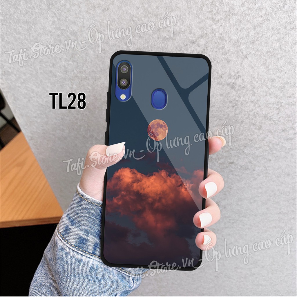 Ốp lưng Kính viền dẻo cao cấp Samsung A20/A30/M20 hình Trời đêm, logo táo, lá phong sang trọng phù hợp mọi lứa tuổi.