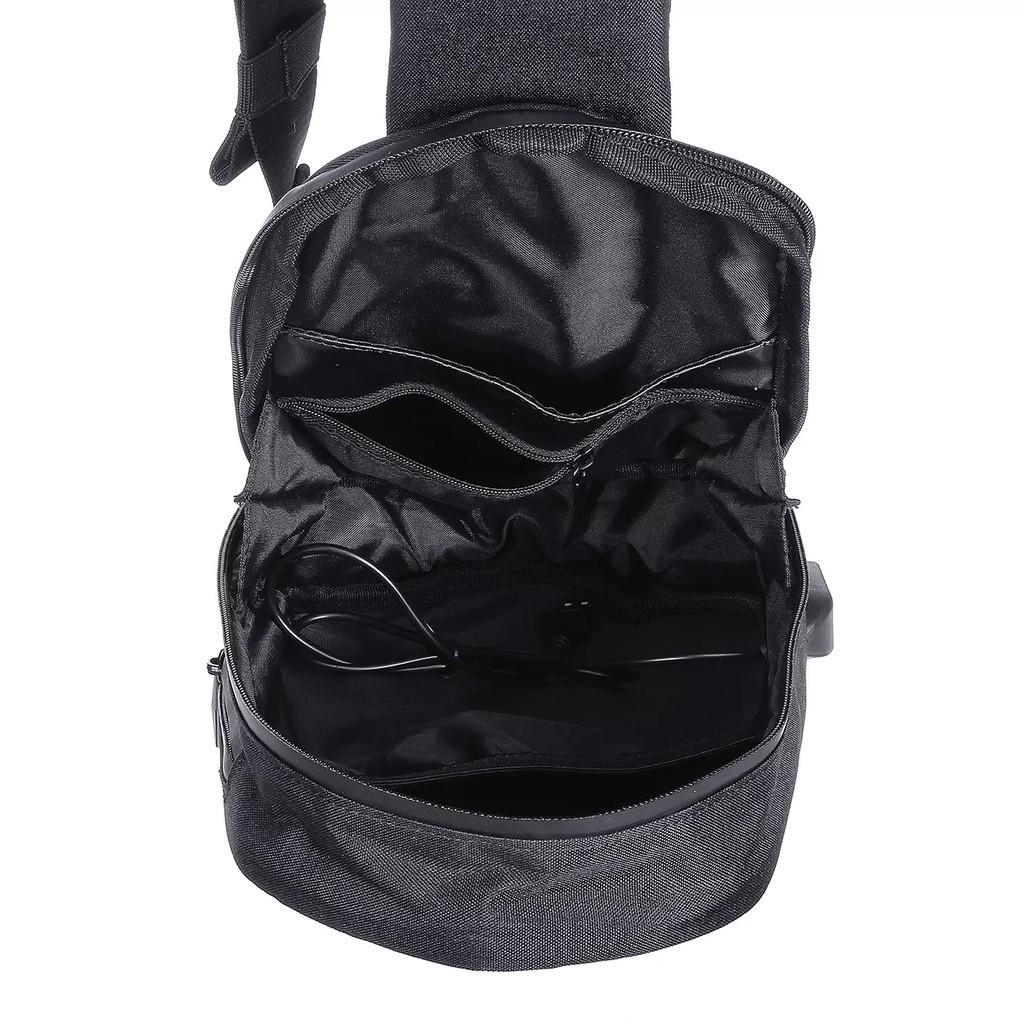 Túi đeo chéo vai Xiaomi chống nước tích hợp cổng sạc usb