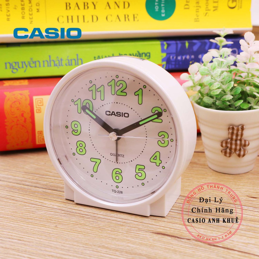 Đồng hồ để bàn Casio TQ-228-7DF báo thức, dạ quang ( 8.6 cm )