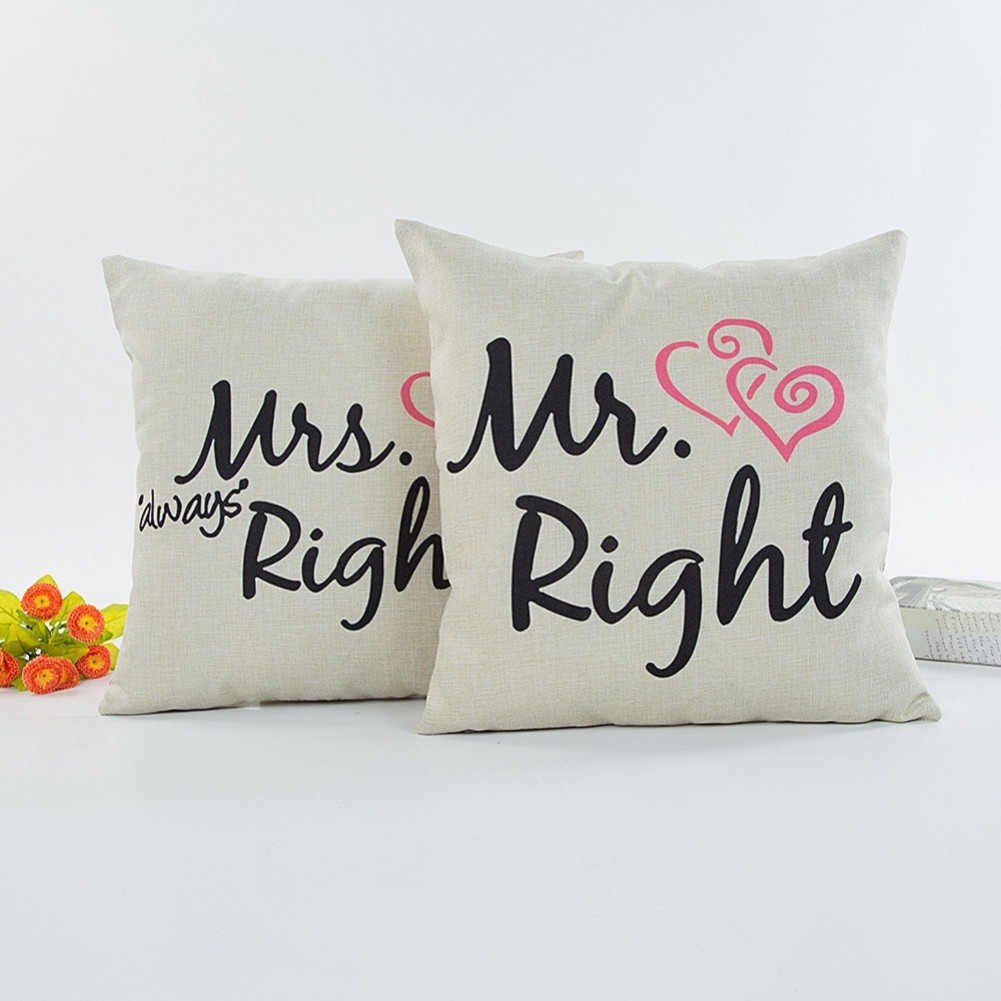 Vỏ gối trang trí sofa in chữ Mr Mrs Right và trái tim dễ thương K17