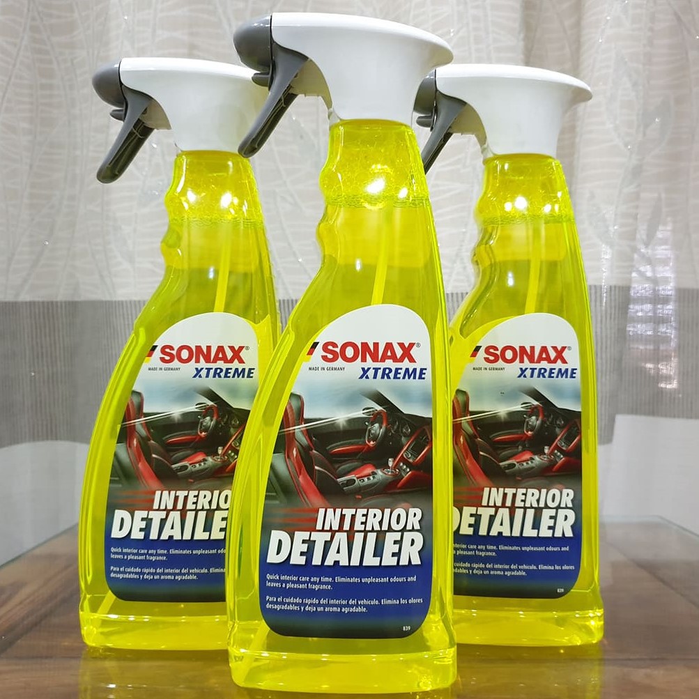 Chai xịt tẩy vết bẩn nội thất xe ôtô Sonax Xtreme Interior Detailer 750ml 220400