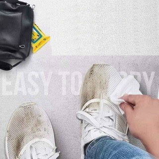 Giấy ướt lau giầy thần thánh