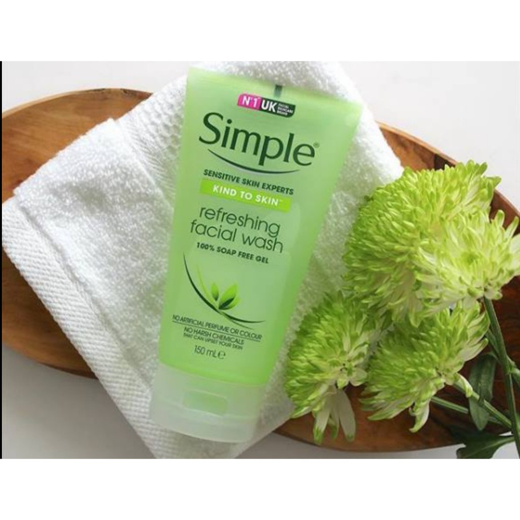 Sửa Rửa Mặt Sạch Mụn Simple 150ml | BigBuy360 - bigbuy360.vn