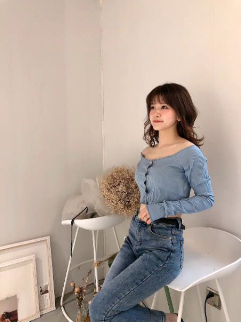 Áo croptop dài tay trễ vai len tăm slim body nữ tính sành điệu