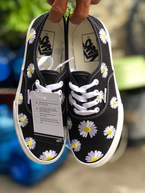 Giày vans hoa cúc nữ hàng siêu đẹp