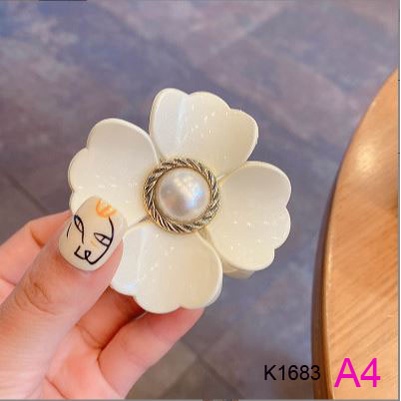 Sỉ kẹp tóc càng cua hoa 4 cánh cao cấp Orin K1683