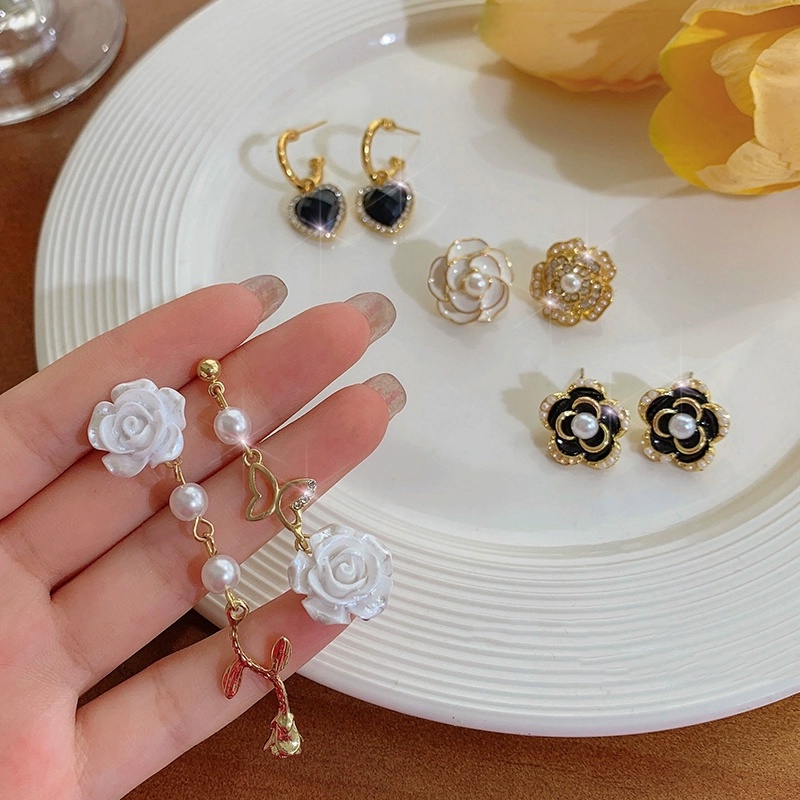 Bông Tai Hình Hoa Phong Cách Hàn Quốc Xinh Xắn Cho Nữ