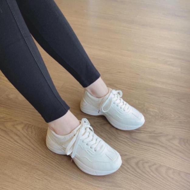 Giày sục thể thao nữ giày thể thao nữ trơn màu trắng chất da siêu đẹp độn đế phong cách trẻ11