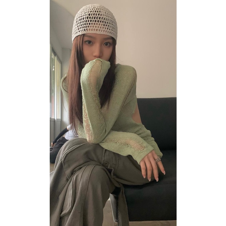 QADCOL  Áo sweater Dệt Kim Mỏng Mùa Hè Thiết Kế Mỏng Màu Xanh Lá Cây Khoét Lỗ Hở Lưng Sang Trọng Cho Nữ