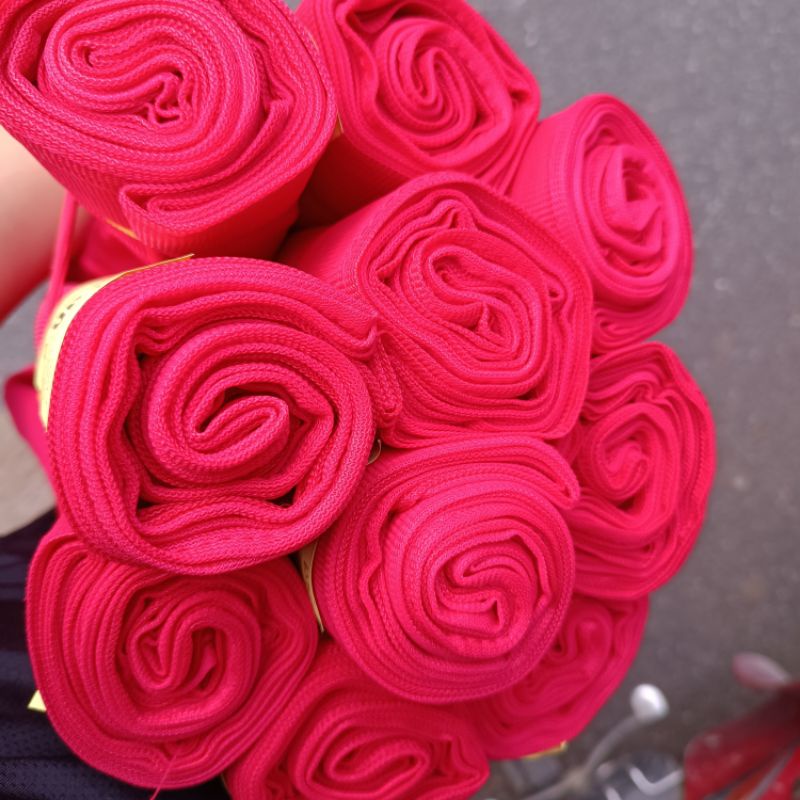 Set 50 khăn quàng đỏ may viền Xịn