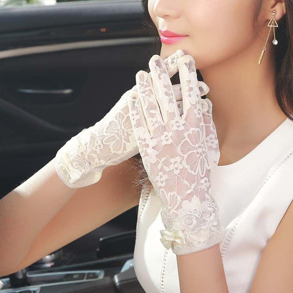 Găng Tay Ren Hoa Mỏng 15H Thời Trang Gợi Cảm Cho Nữ