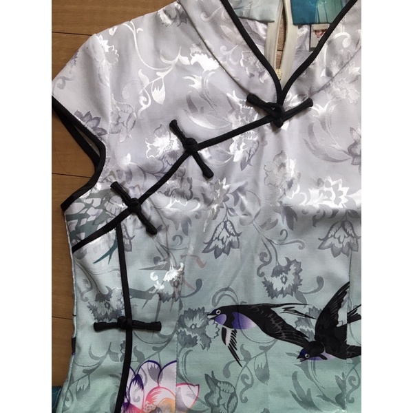 Sườn xám 2 sọc gấm M,L