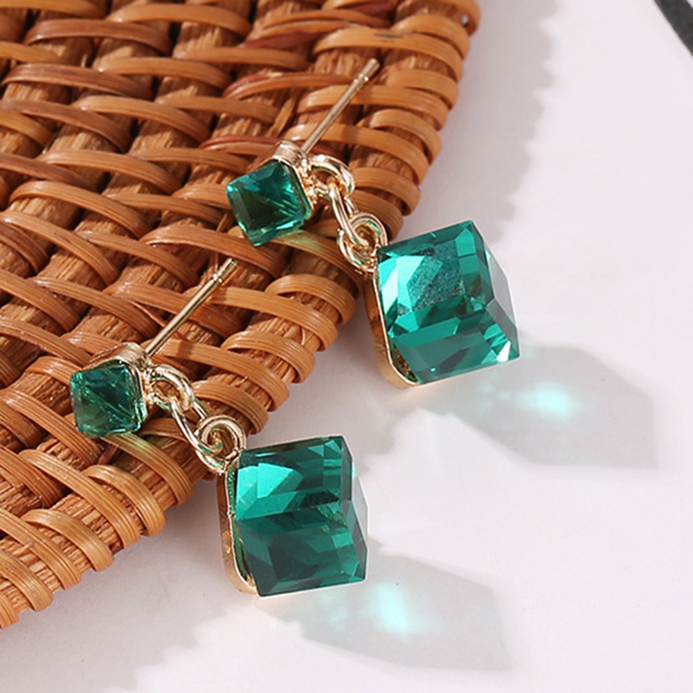 Cặp khuyên tai đính đá kiểu khối vuông thời trang cá tính cho nữ