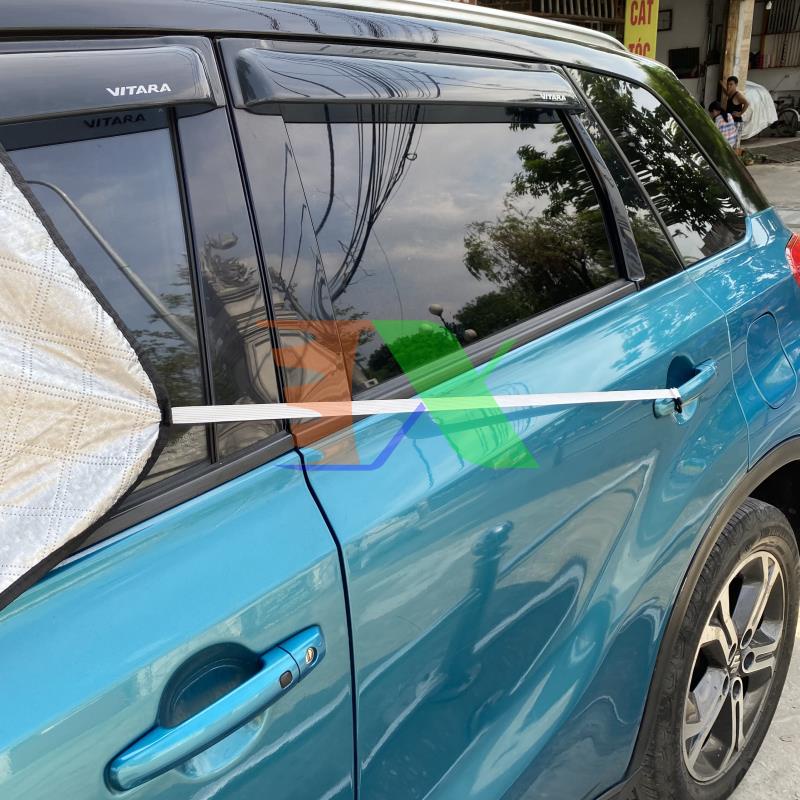 Bạt che nắng kính lái ô tô BKT, Bạt che taplo xe hơi, Bạt che kính chắn gió