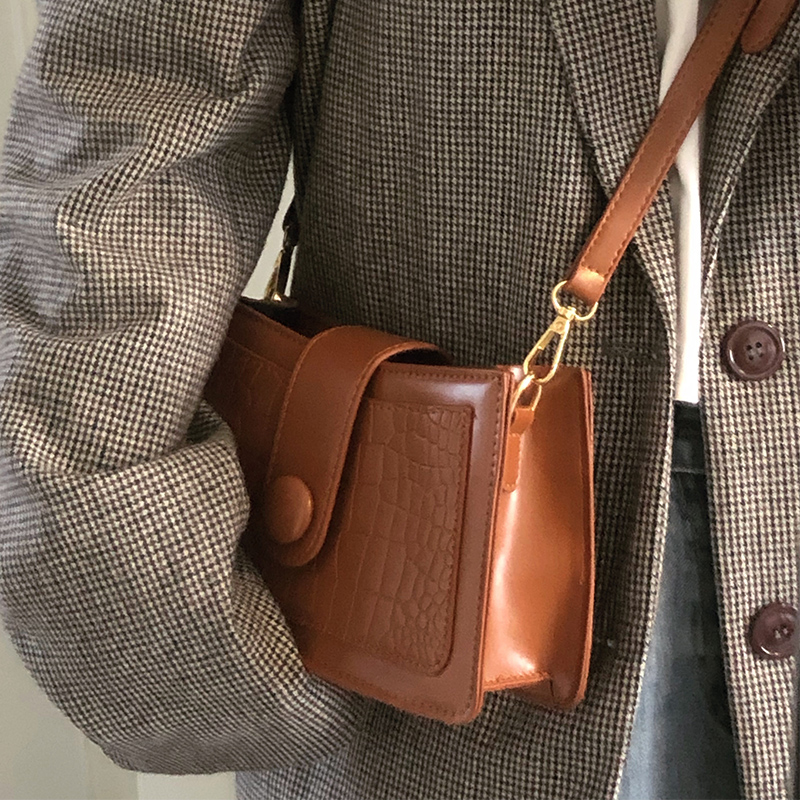 Túi Đeo Vai Hình Vuông Cỡ Nhỏ Thiết Kế Đơn Giản Thời Trang Cho Nữ