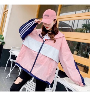 Áo khoác gió nữ form rộng