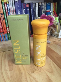 Kem chống nắng Nature Republic
