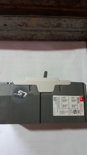 ÁT HỘP ABN- 3P- 100A