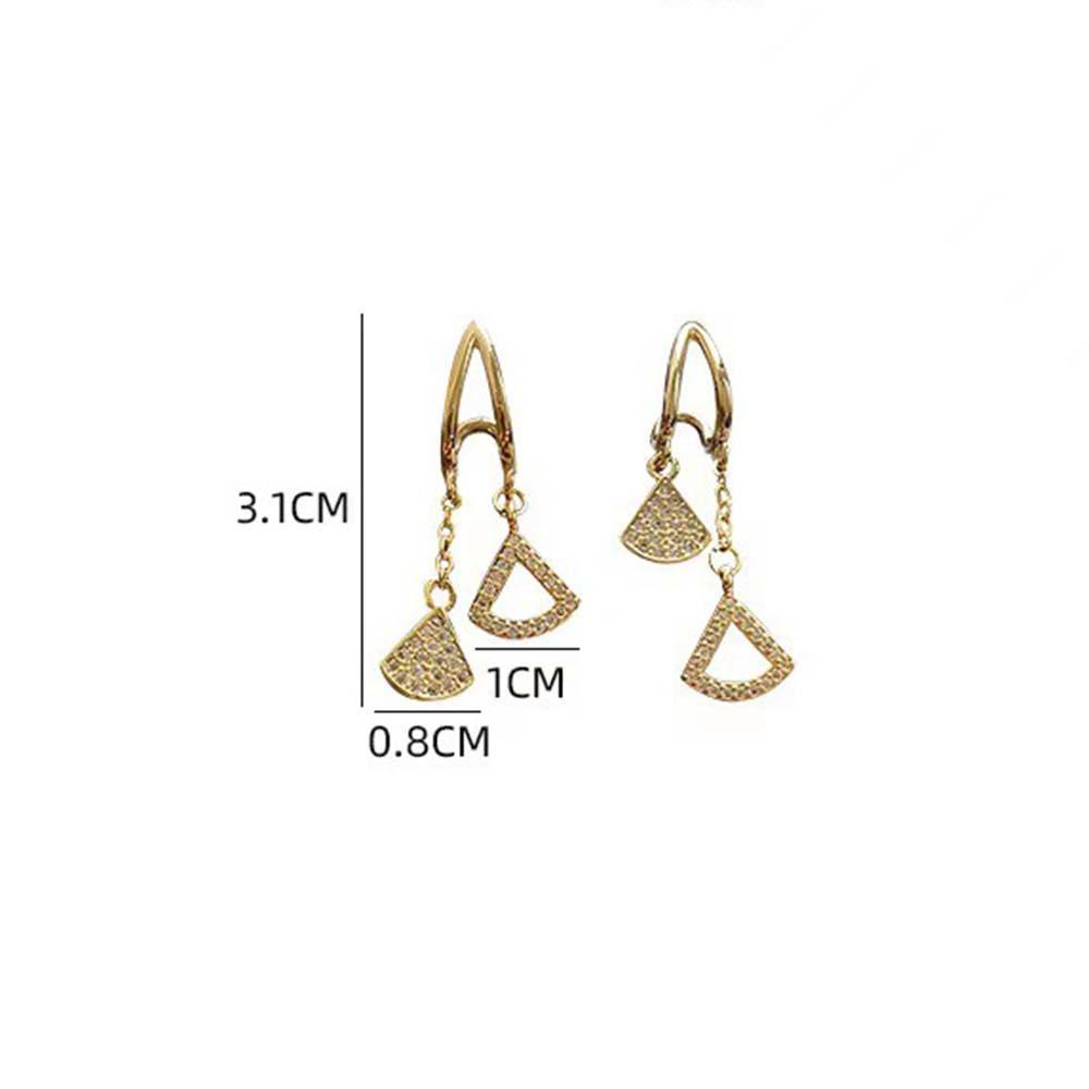 QQMALL Đôi Bông Tai Dáng Dài Đính Đá Phong Cách Hàn Quốc Thời Trang Cho Nữ