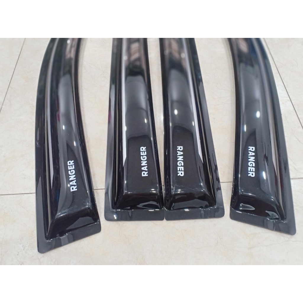 Xả -Vè Che Mưa Xe Ranger 2016 đến 2020 Màu ĐEN BẠC ( Lỗi nhỏ )