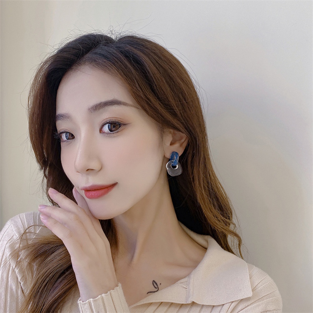 Bông Tai Hình Tròn Màu Xanh Dương Thời Trang Xinh Xắn Cho Nữ