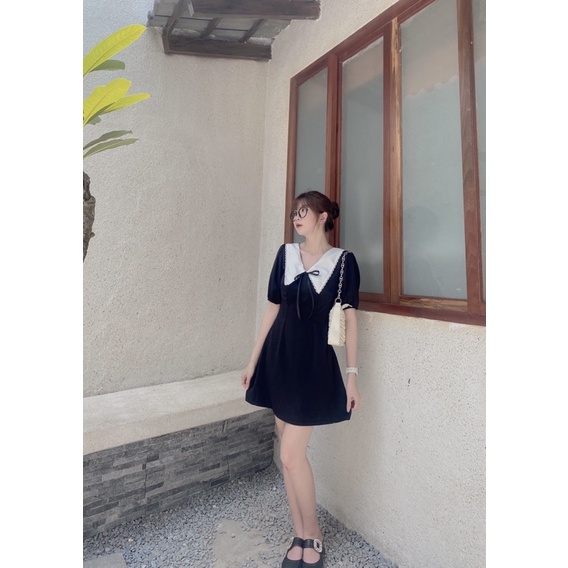 Váy cổ bèo đính nơ