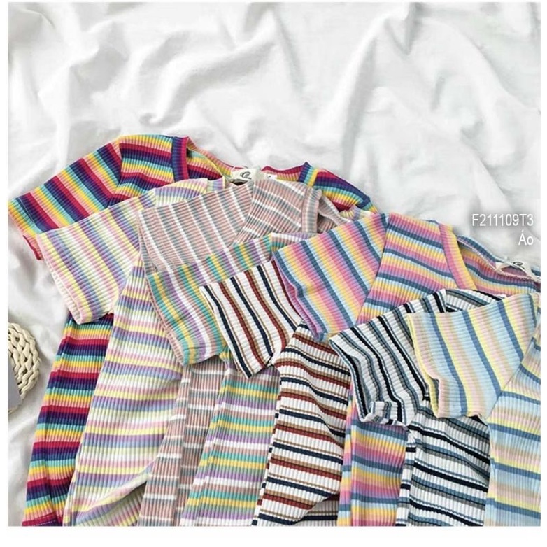 Áo gân sọc rút dây giữa cổ tim tay con!