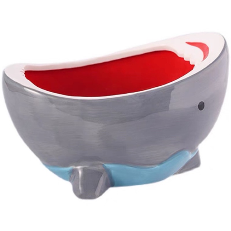 Bát hình cá mập