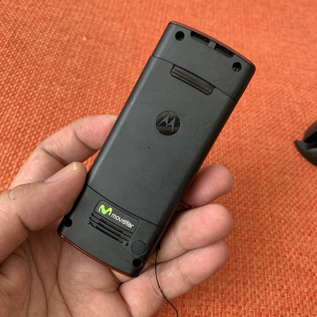 Điện thoại cổ Motorola W208 zin chính hãng. | BigBuy360 - bigbuy360.vn