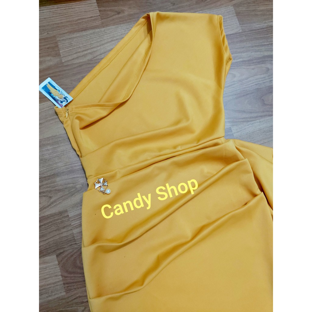Đầm body lệch vai bèo eo kèm phụ kiện + Ảnh thật | BigBuy360 - bigbuy360.vn