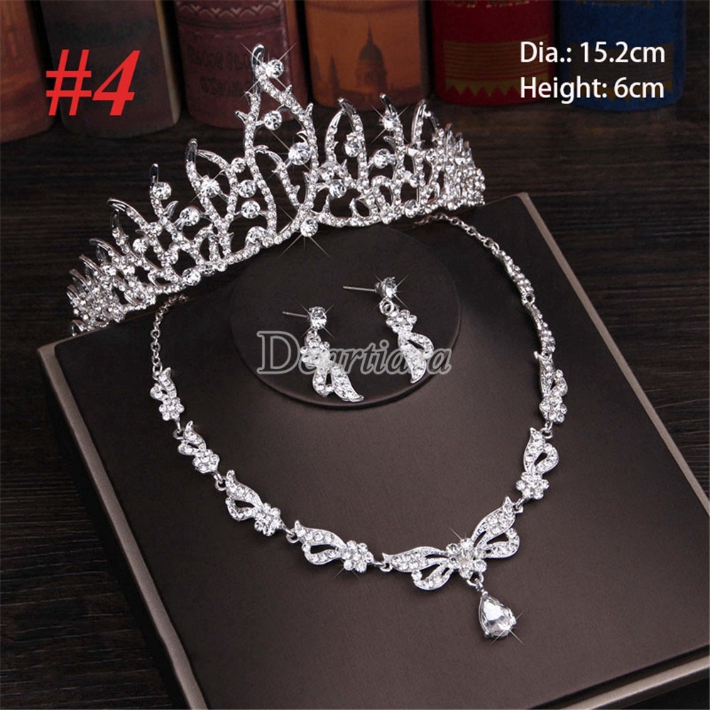 Bộ trang sức cưới với vương miện và hoa tai độc đáo cho cô dâu