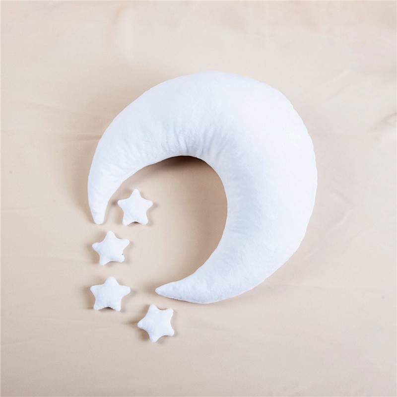 Gối Nằm Hình Trăng Sao Đáng Yêu Cho Bé Sơ Sinh