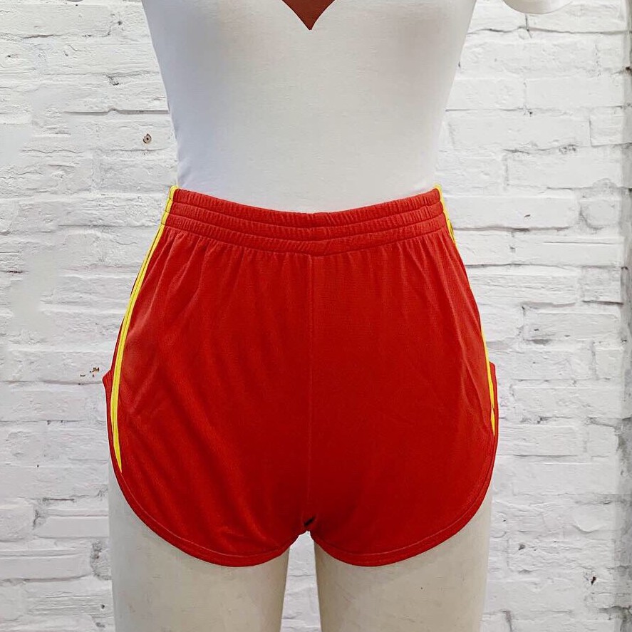 Usthebasic - [Shopee Exclusive] Quần 2 line sport short