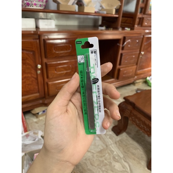 Nhíp gắp stickers