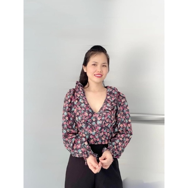 Áo voan nữ cổ V viền bèo tay dài - A06