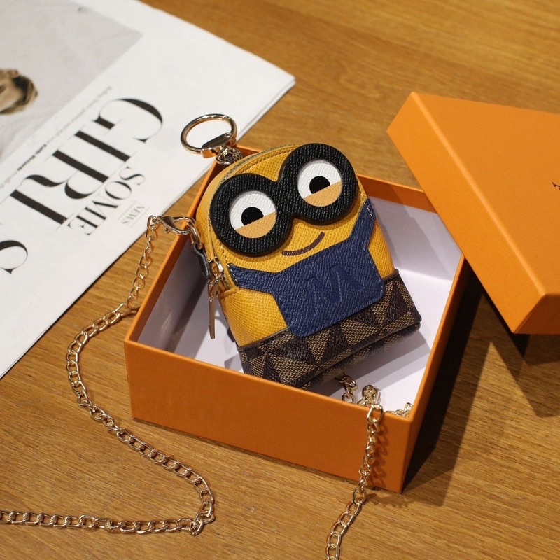 Túi đeo chéo túi móc khóa minion 2022 ( loại có hộp )