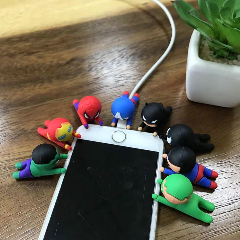 Phụ kiện bảo vệ đầu dây cáp sạc hình siêu anh hùng Marvel